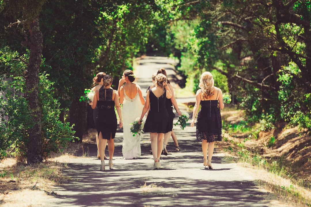Guida alla scelta dell’abito perfetto per le damigelle del matrimonio