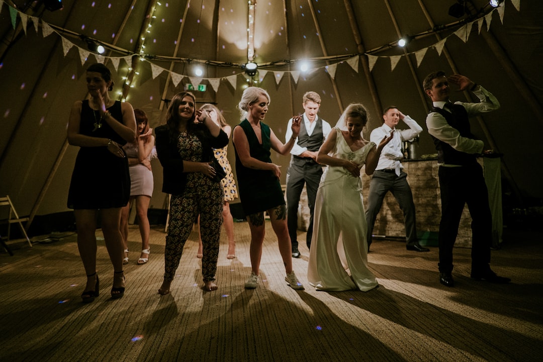 Ideas for Selecting the Perfect Wedding DJ: The Key to the Ultimate Musical Experience