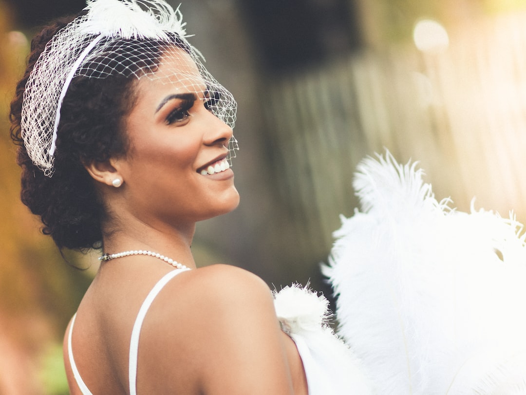 Trucco da sposa: consigli per un look perfetto e duraturo il giorno del matrimonio