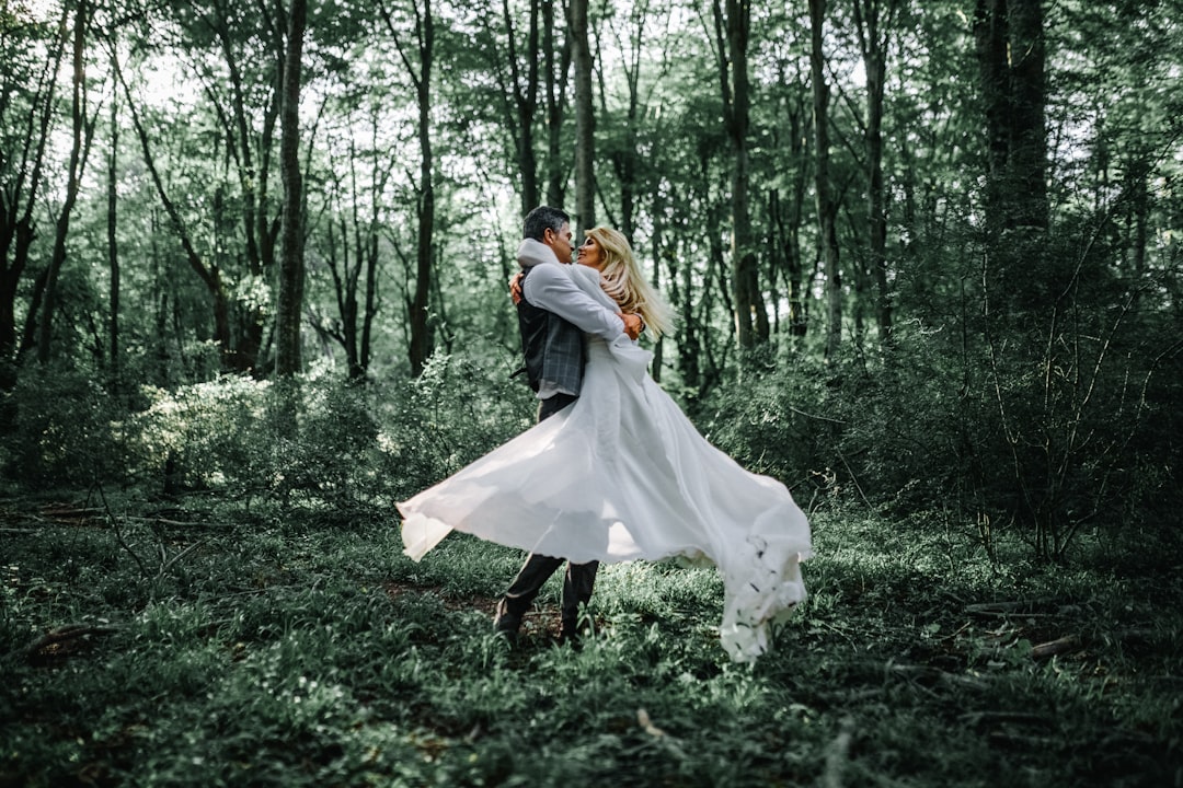 Guida definitiva alla fotografia matrimoniale: trucchi e consigli per scattare le foto perfette del tuo grande giorno