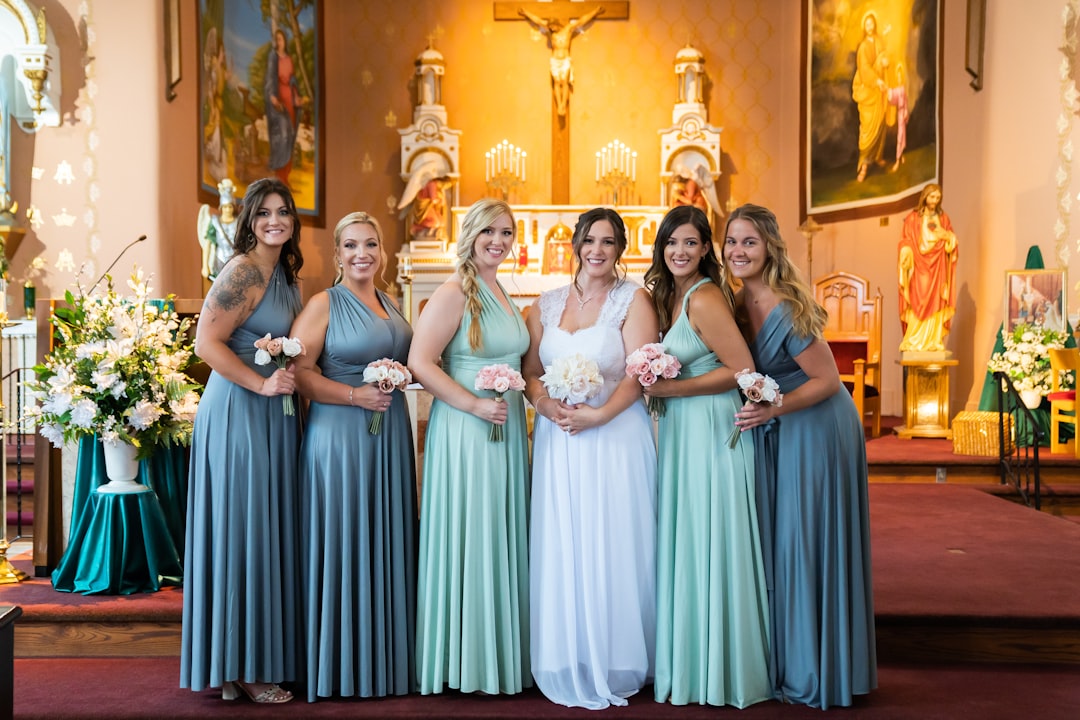 Damigelle: 10 idee per i vestiti da sogno da indossare al matrimonio