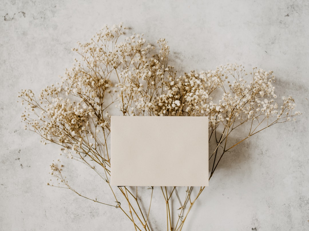 I migliori inviti di matrimonio: tendenze e consigli per scegliere il perfetto invito nuziale