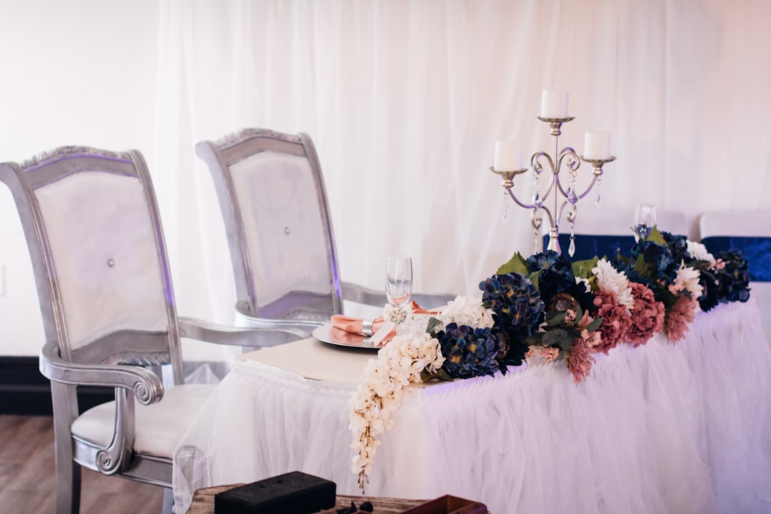 Decori matrimoniali: Tendenze e ispirazioni per il tuo grande giorno