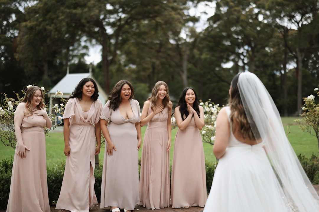 Damigelle: 10 idee originali di abiti da sogno per stupire al matrimonio