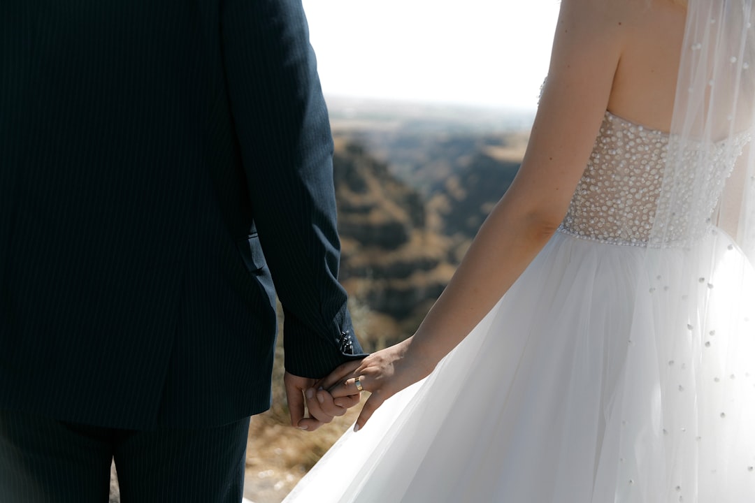 Modelli e tendenze dell’abito da sposa: scopri il tuo look perfetto!