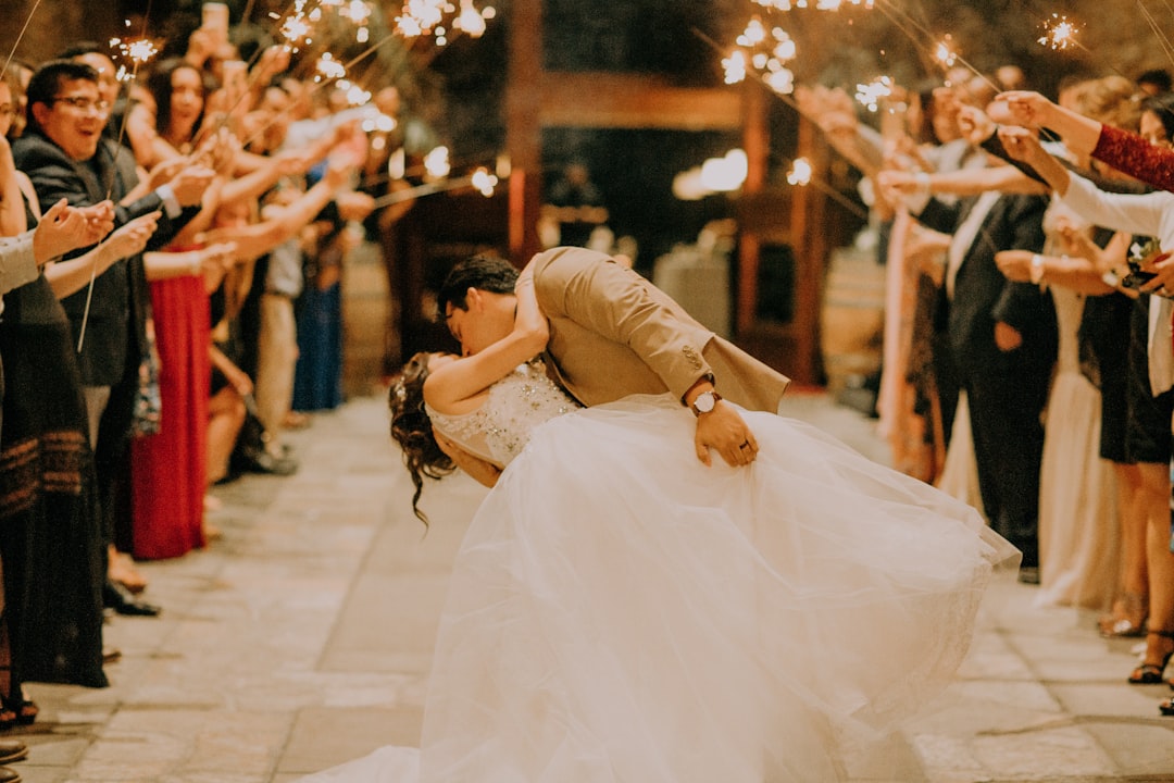 Idee creative per annunciare il matrimonio appena celebrato: scopri le nostre proposte per il tuo ‘just married’!