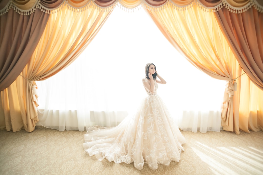 Come scegliere l’abito da sposa perfetto: i migliori consigli