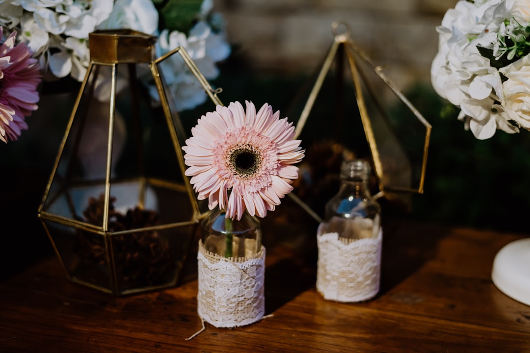 Idee creative per le decorazioni matrimoniali: scopri come rendere unico il tuo matrimonio!