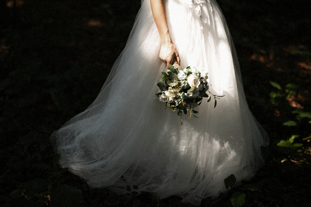 Guida definitiva all’abito da sposa: come scegliere il vestito perfetto per il grande giorno